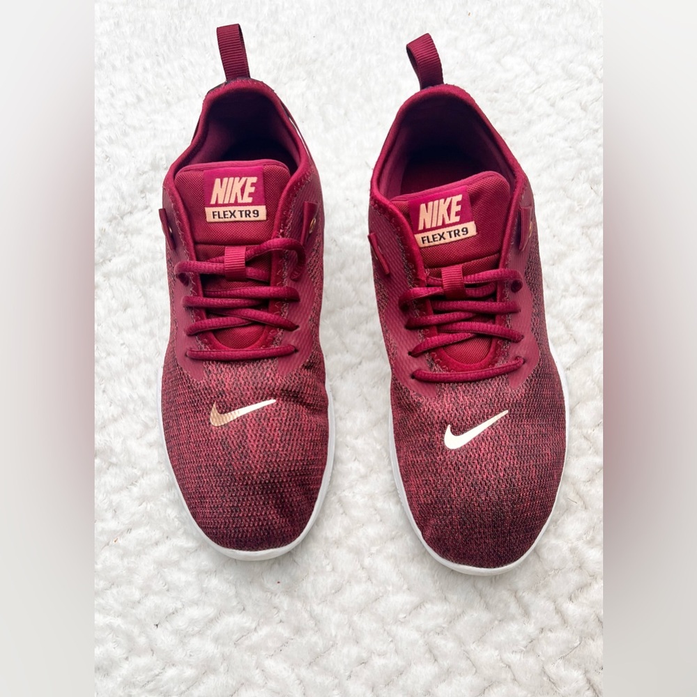 NWOT Nike Flex TR 9 Maroon Red Gold Training Shoes Women’s 8.5 - Picture 9 of 12